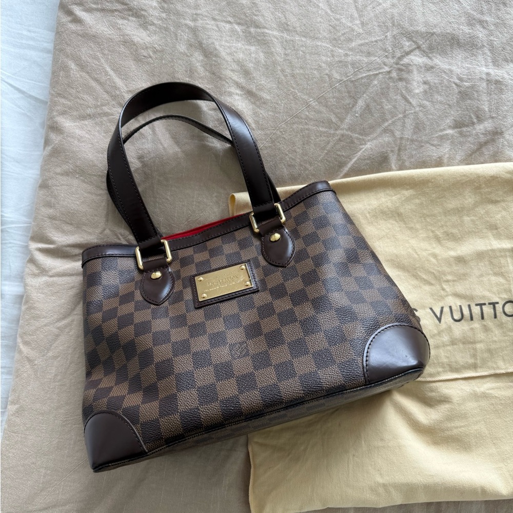 New authentic Louis Vuitton handbag